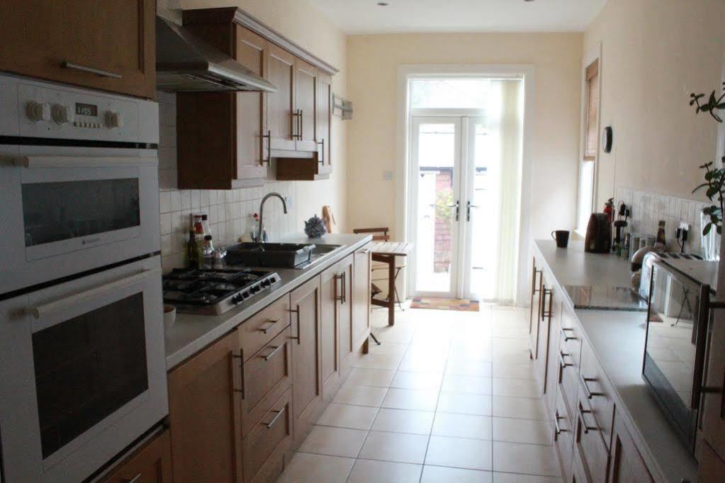 Woodland Guesthouse Darlington  Eksteriør billede